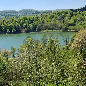 Fuzine Lake Apartments Apartman